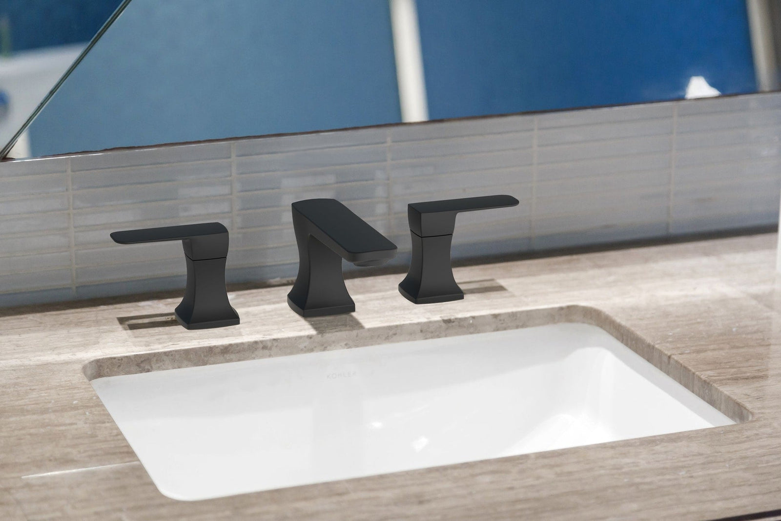 Aztek Double Handle Widespread 8-in Centreset Bathroom Sink Faucet with Pop-up Drain, Matte Black M0W5 - product image 2
