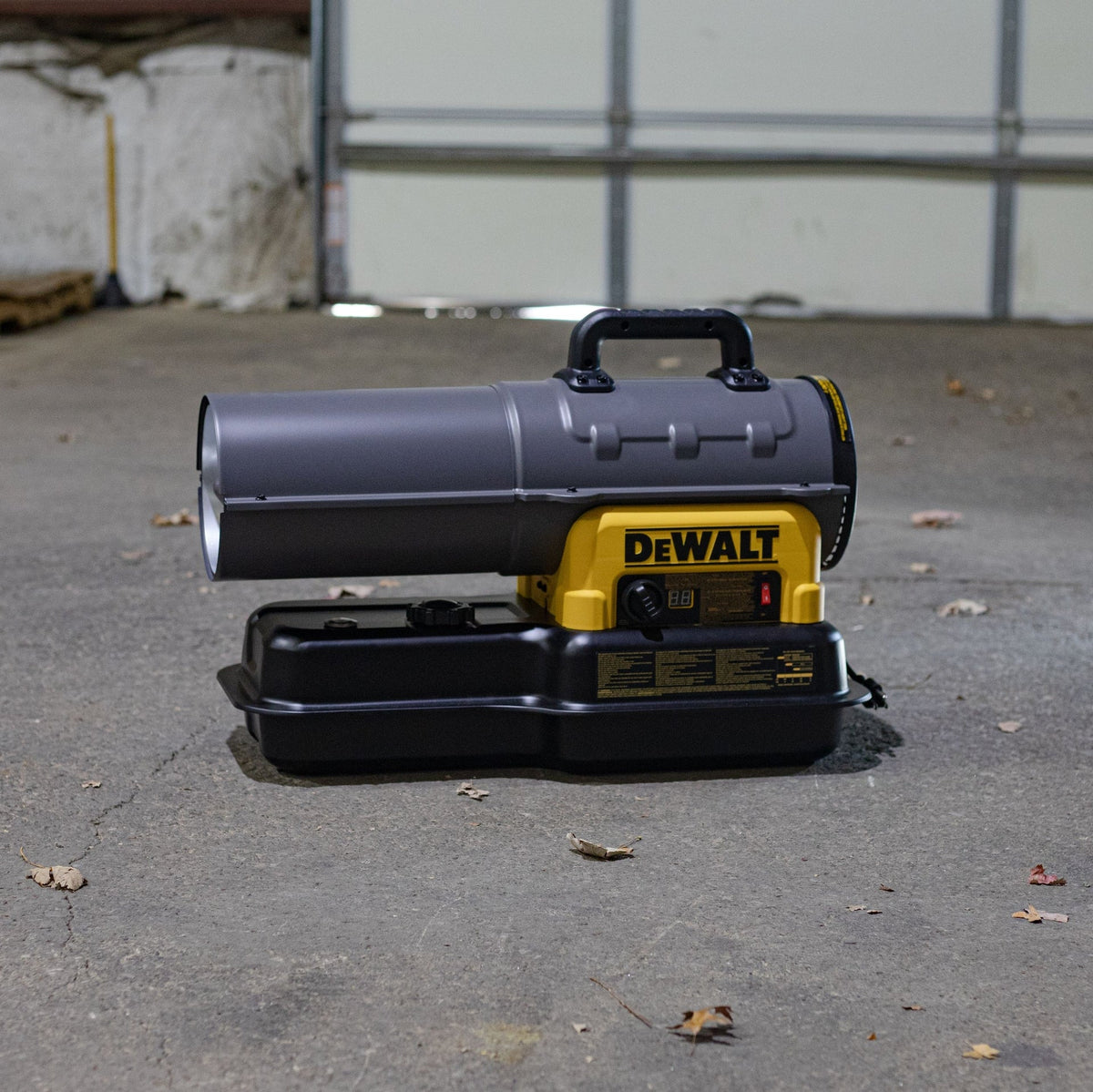 80,000-BTU Kerosene Forced Air Heater X2I6 - product image 3