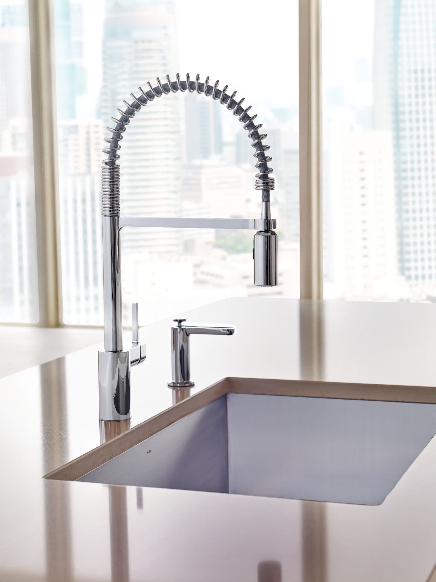 Align Single Handle High Arc Pull Down Sprayer Kitchen Faucet, Chrome U8O0 - product image 6