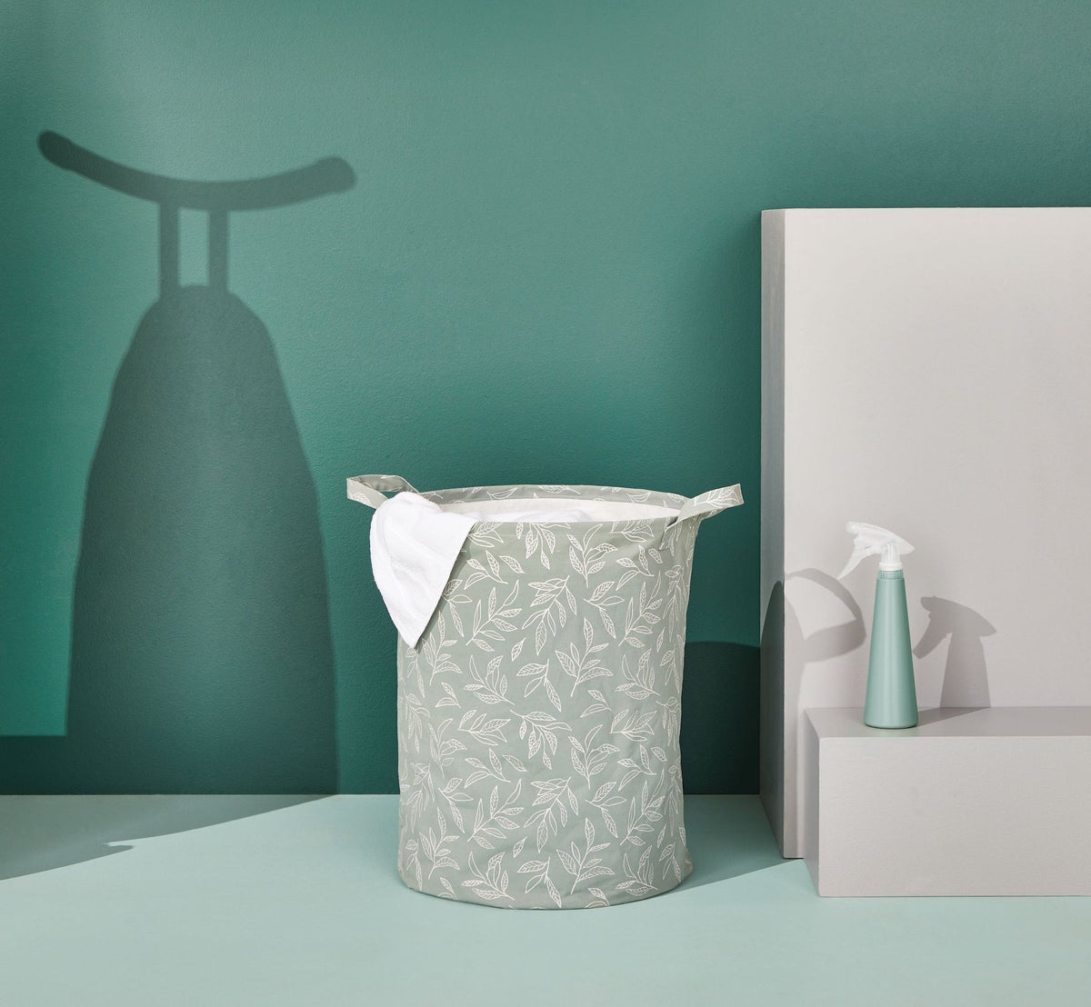 type A Prima Round Collapsible Laundry Hamper, 80-L, Botanical Y0O1 - product image 4